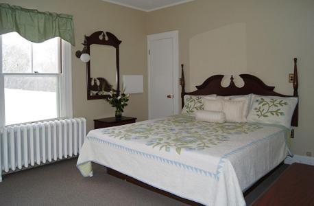 Castle Manor Inn Глостър Екстериор снимка